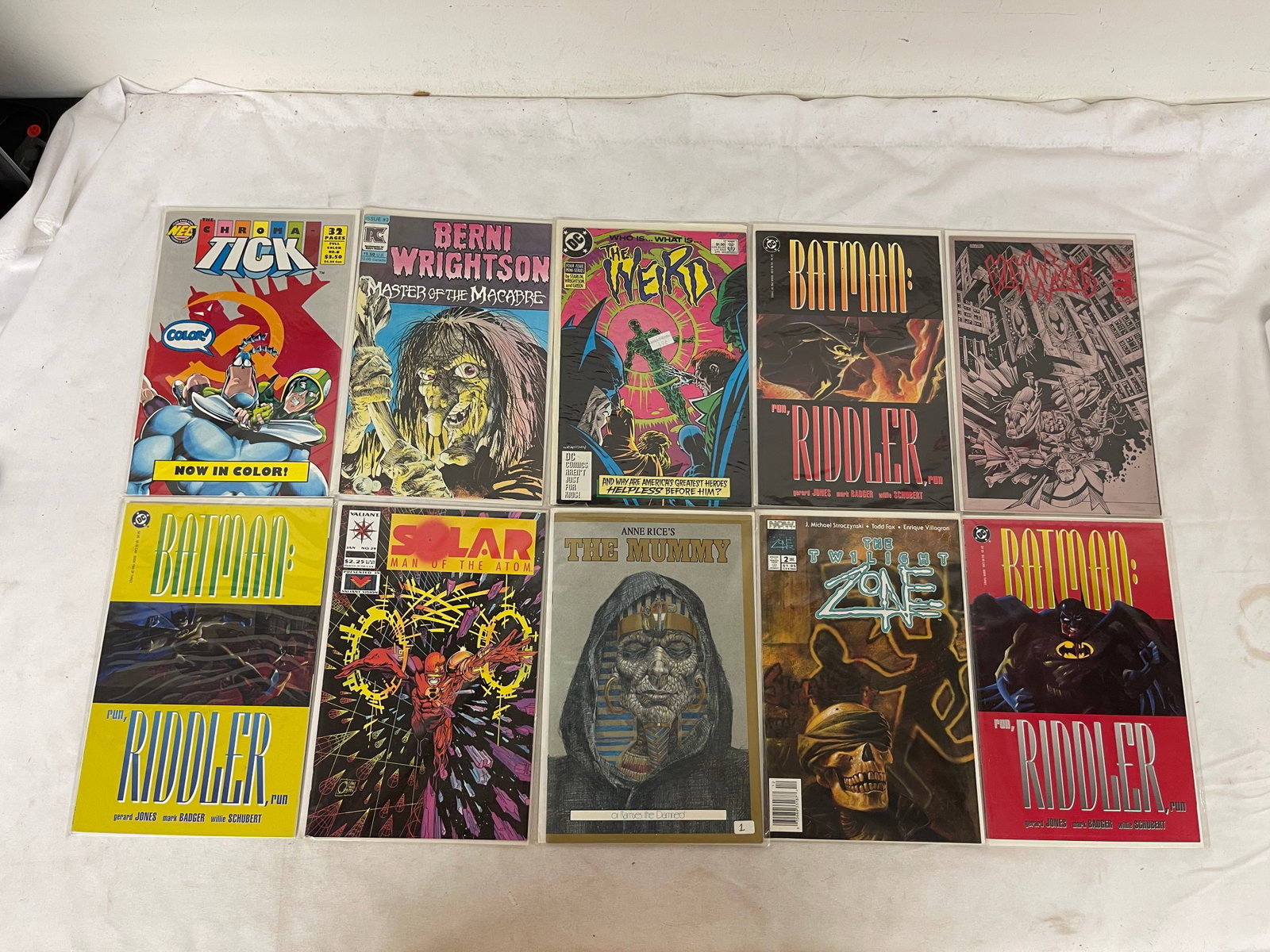 Vintage Comic Book Collection Lot: Vintage Comic Book Collection Lot