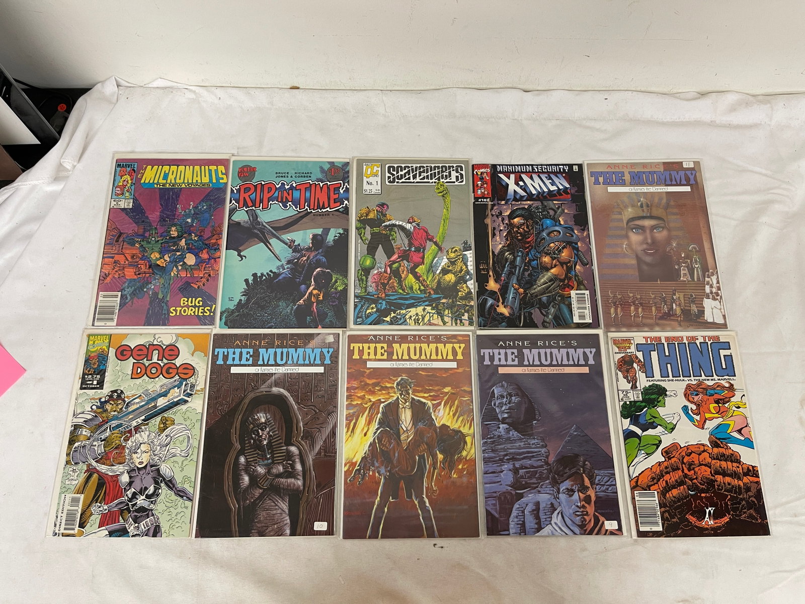 Vintage Comic Book Collection Lot: Vintage Comic Book Collection Lot