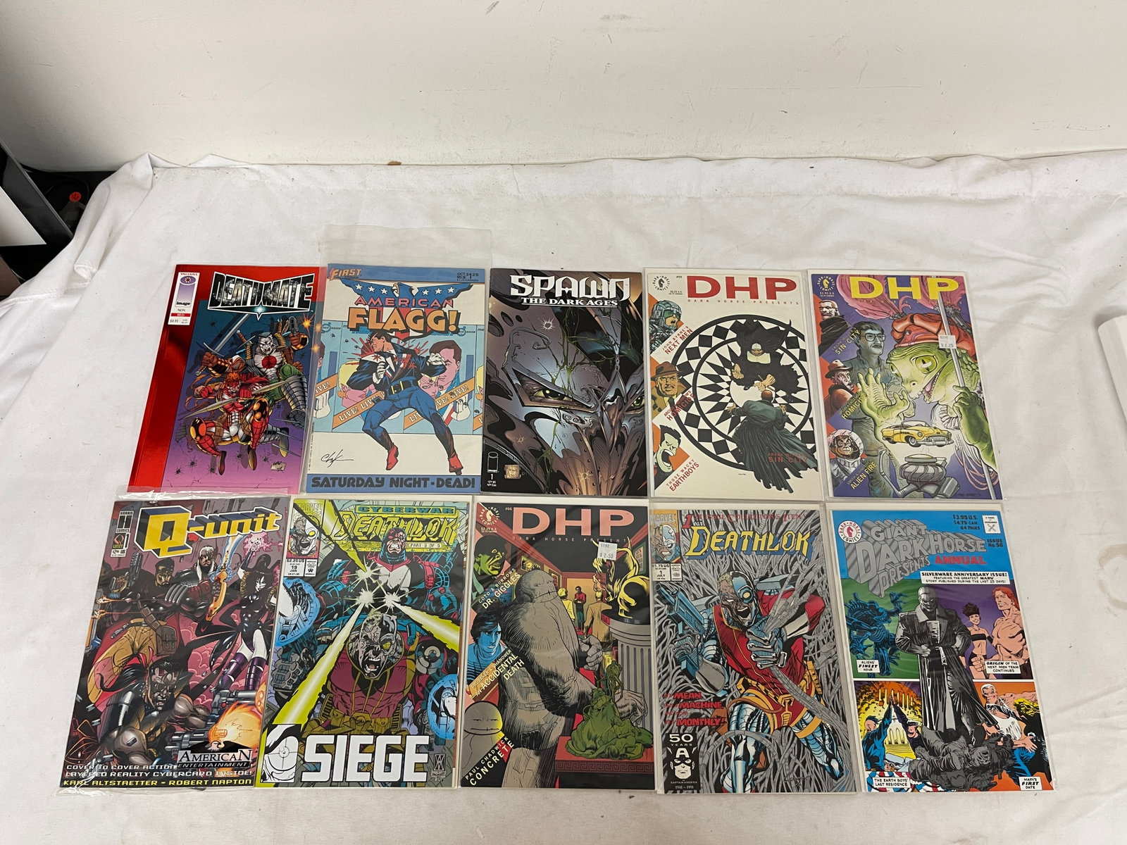 Vintage Comic Book Collection Lot: Vintage Comic Book Collection Lot