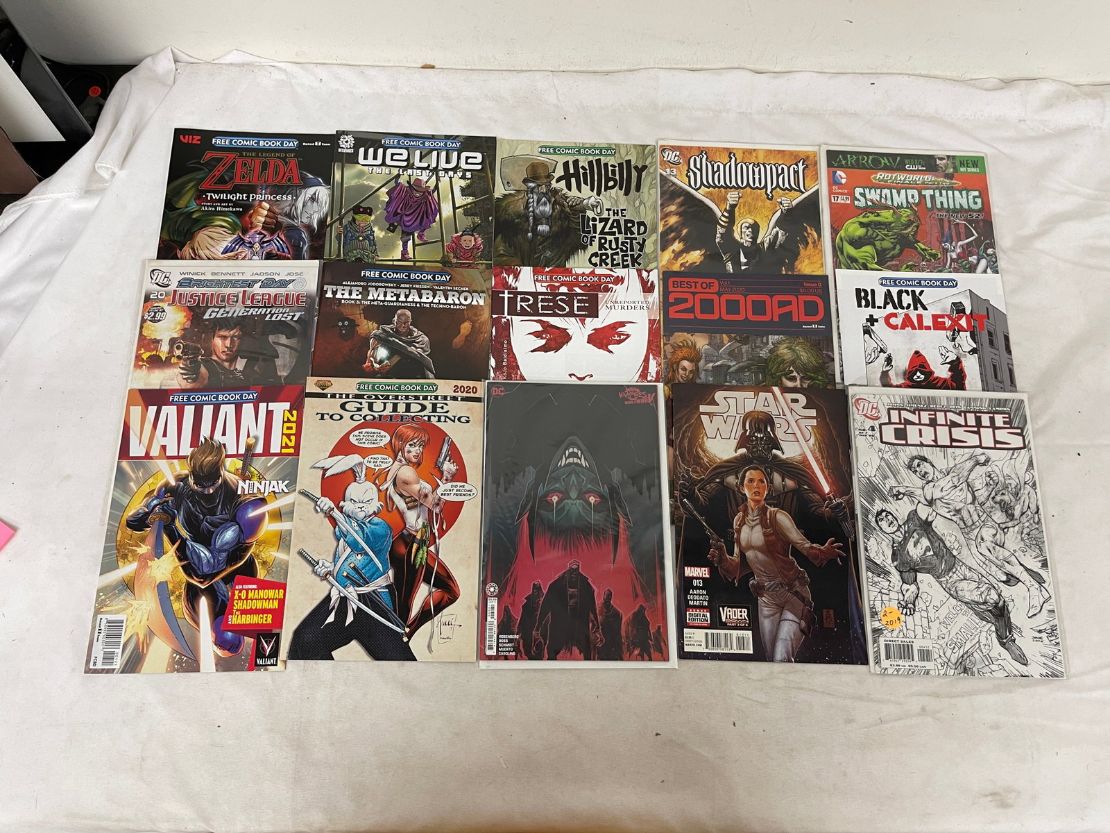 Vintage Comic Book Collection Lot: Vintage Comic Book Collection Lot