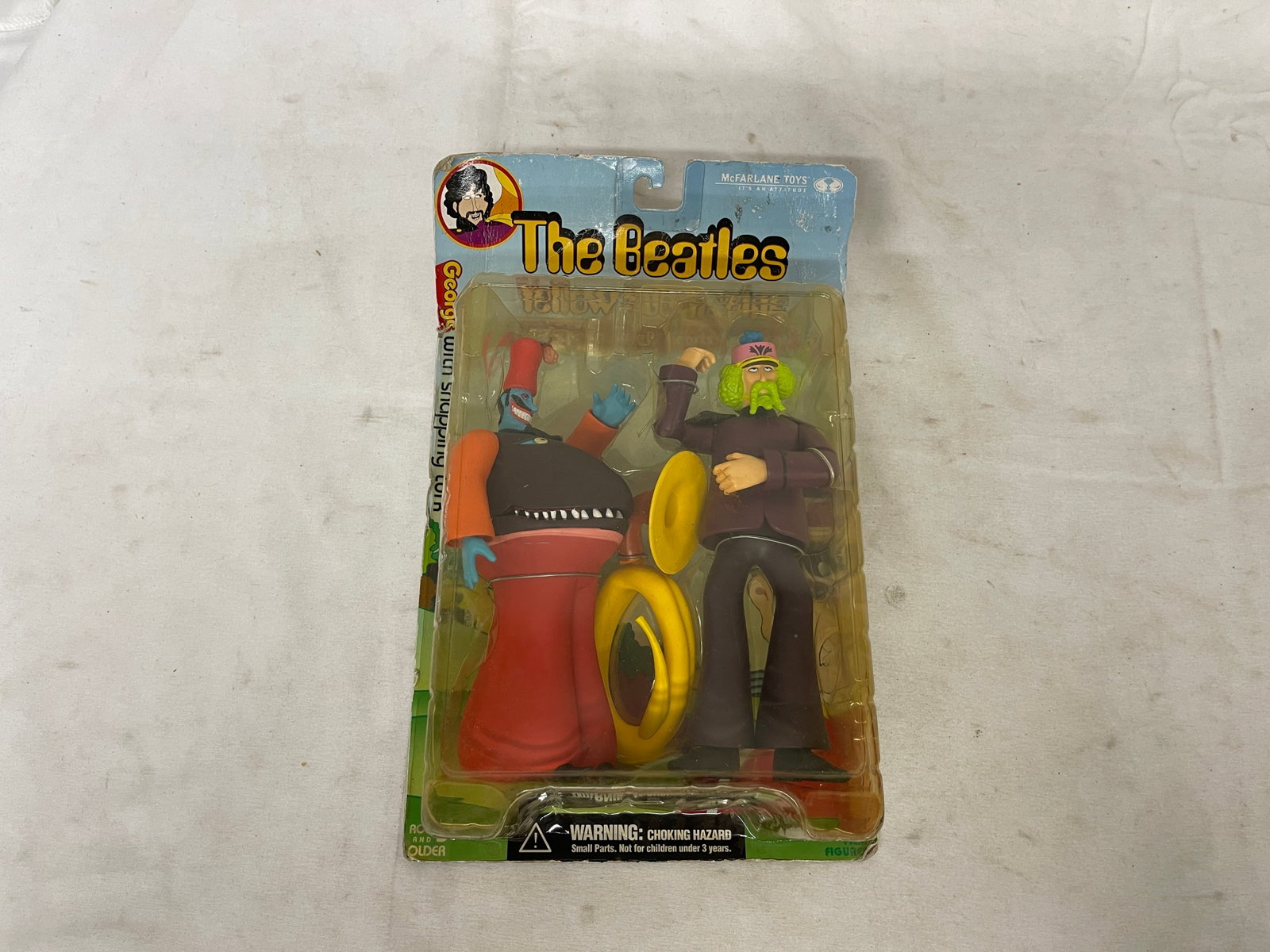 McFarlane Toys Beatles Yellow Submarine George with Snapping Turk Figure Series 2: McFarlane Toys Beatles Yellow Submarine George with Snapping Turk Figure Series 2