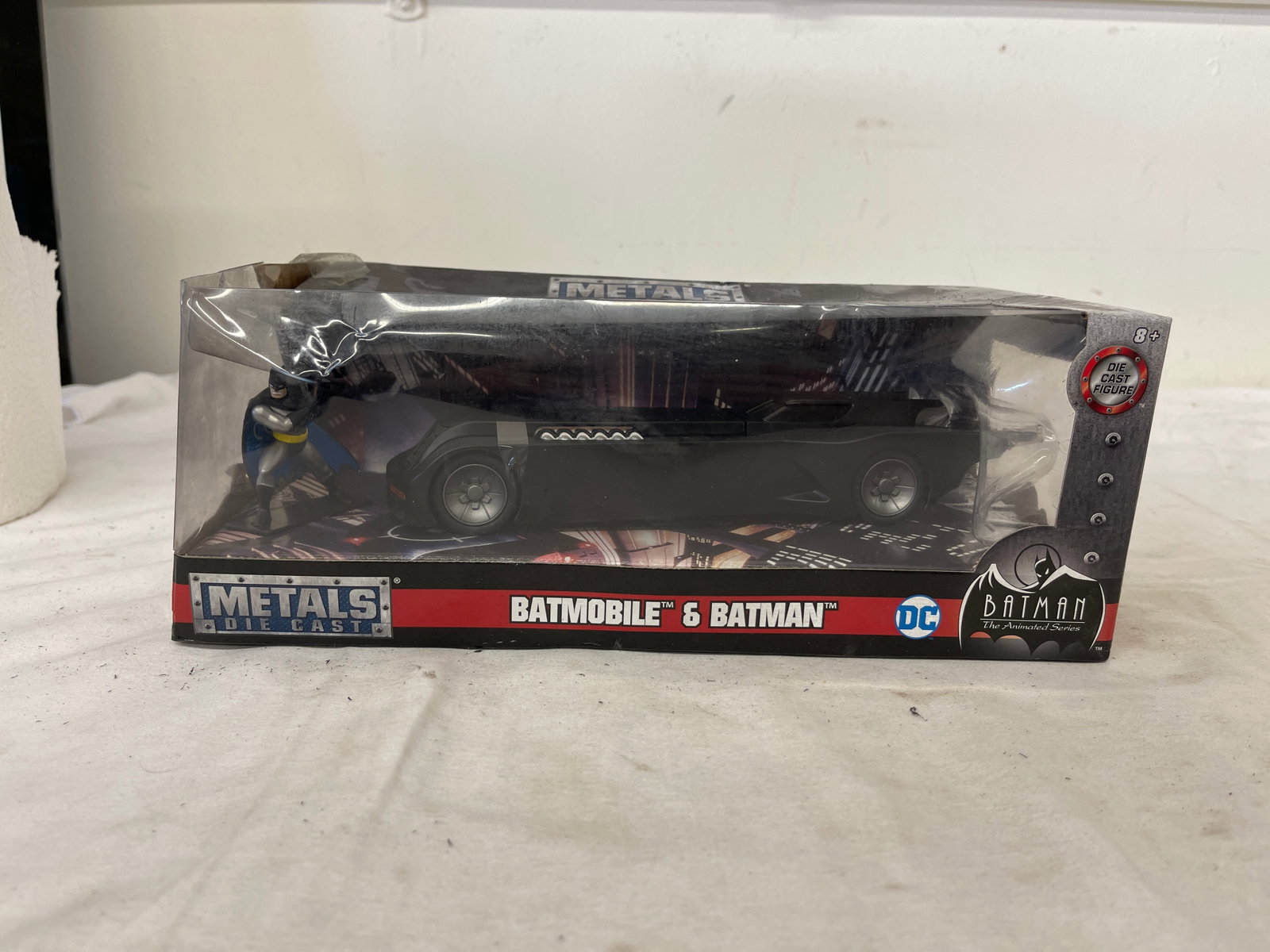 Jada Metals Die Cast Batman Animated Series Batmobile & Batman Figure Set (1 of 5)