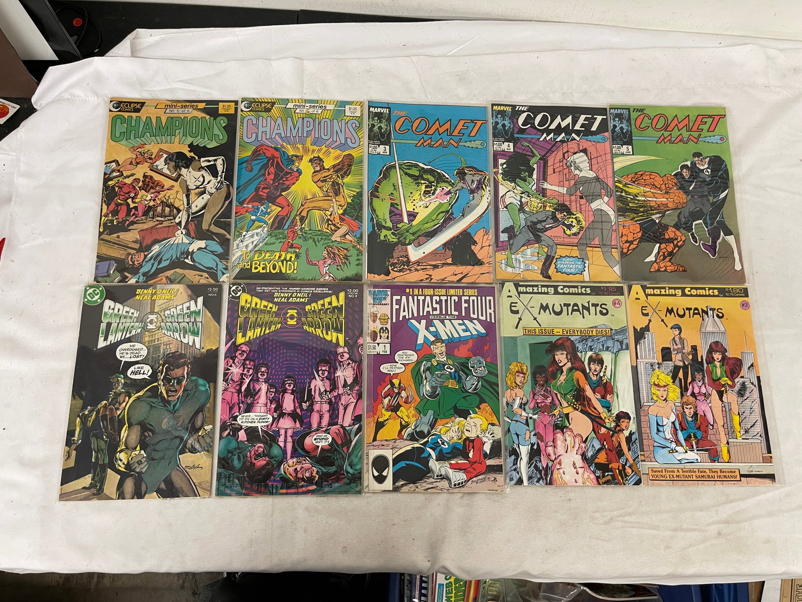 Vintage Comic Book Collection Lot: Vintage Comic Book Collection Lot