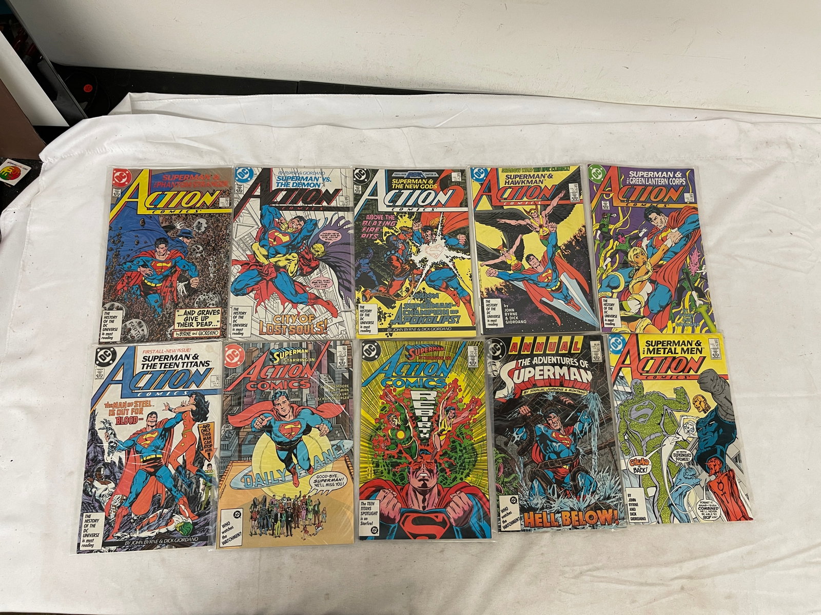 Vintage Comic Book Collection Lot: Vintage Comic Book Collection Lot