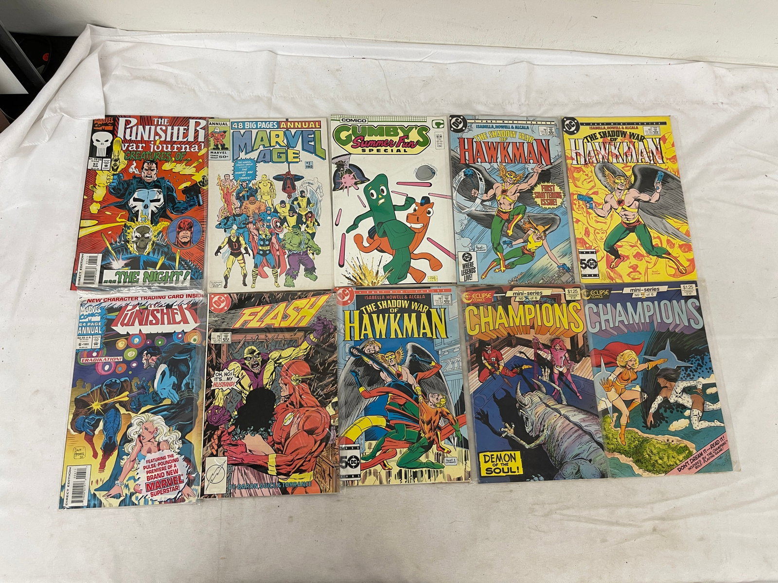 Vintage Comic Book Collection Lot: Vintage Comic Book Collection Lot