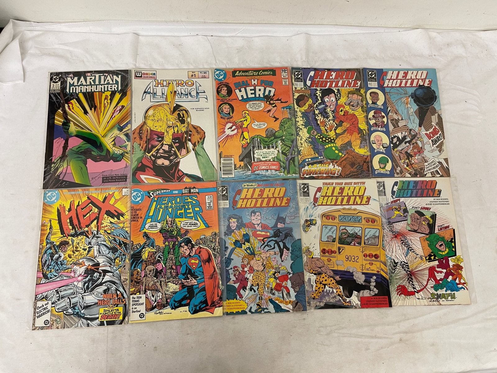 Vintage Comic Book Collection Lot: Vintage Comic Book Collection Lot