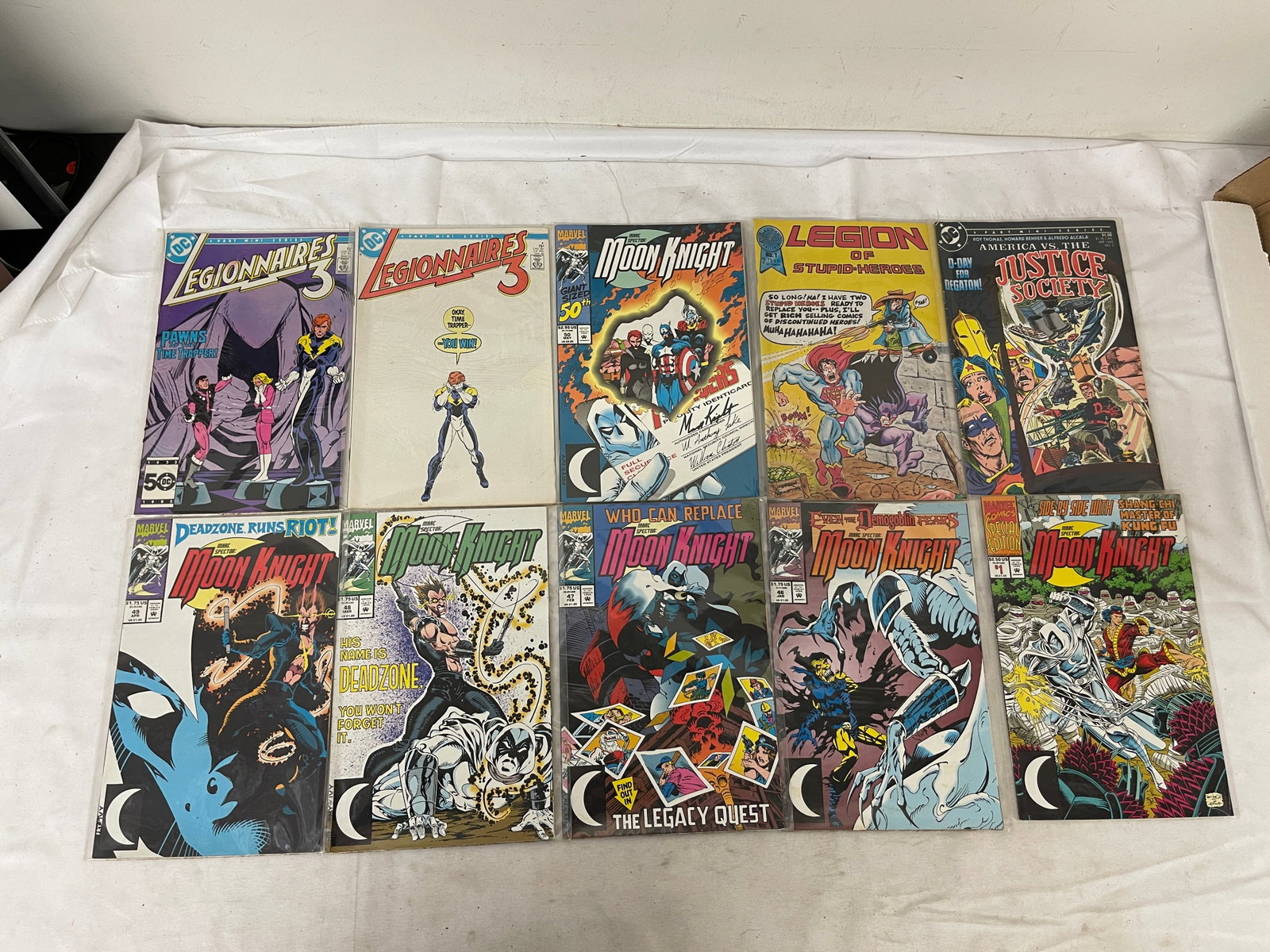 Vintage Comic Book Collection Lot: Vintage Comic Book Collection Lot