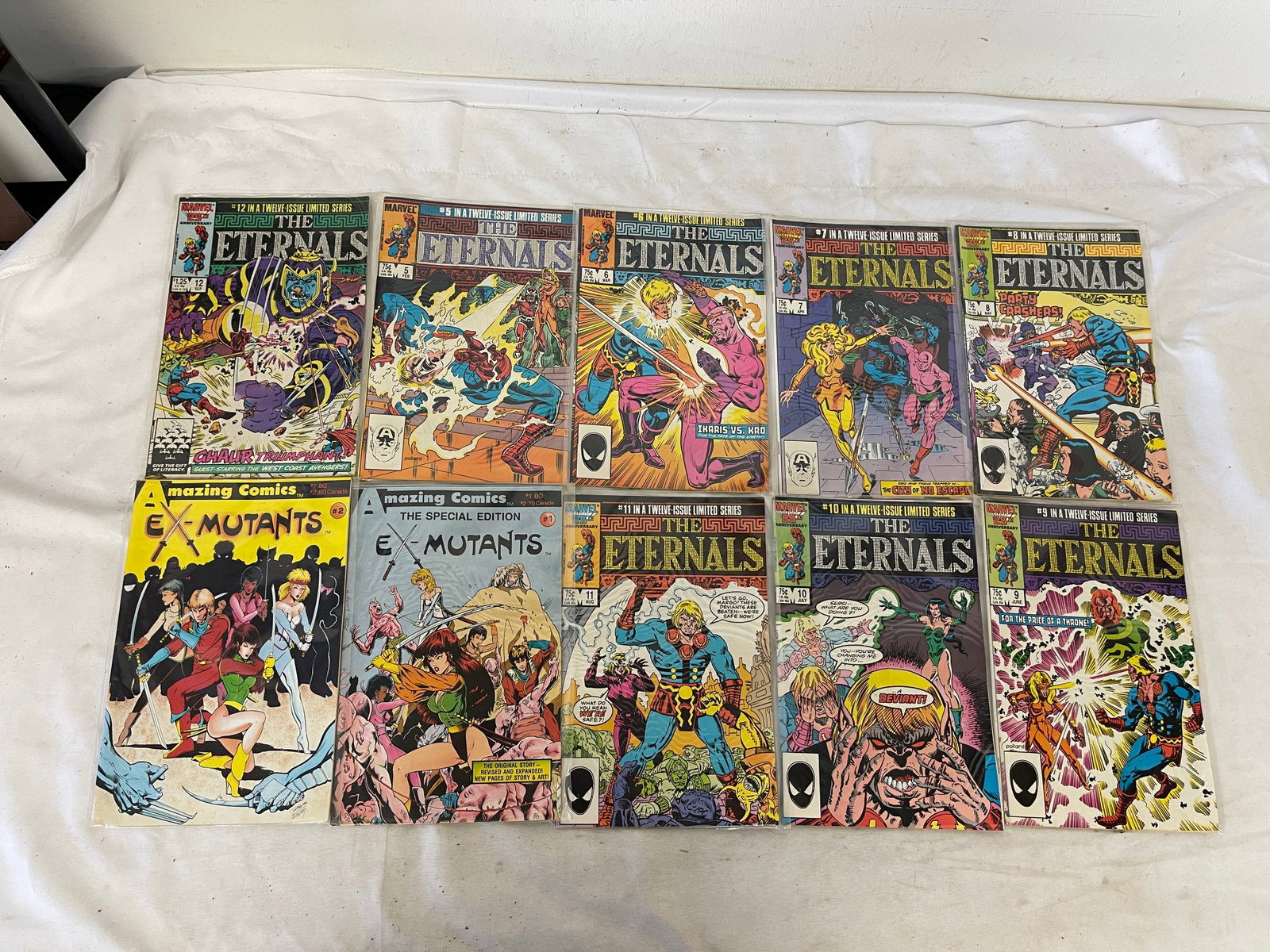 Vintage Comic Book Collection Lot: Vintage Comic Book Collection Lot