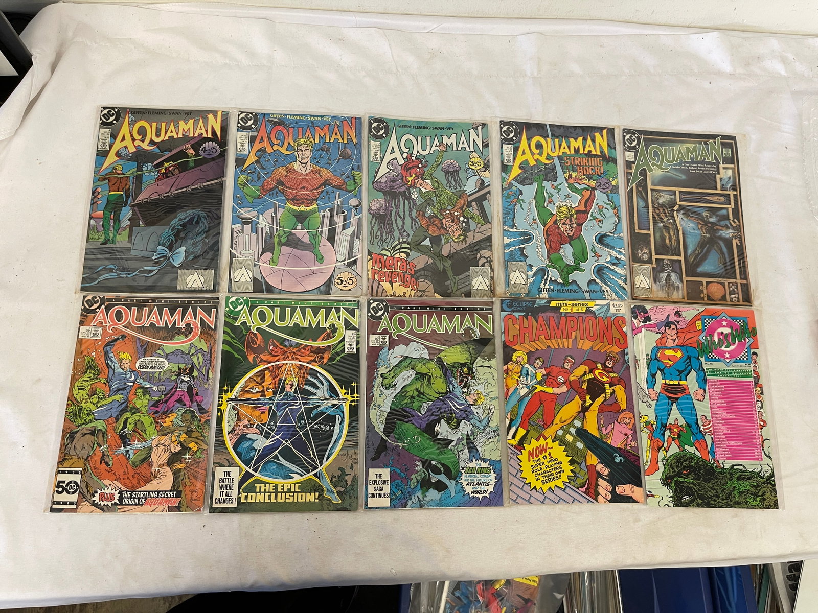 Vintage Comic Book Collection Lot: Vintage Comic Book Collection Lot