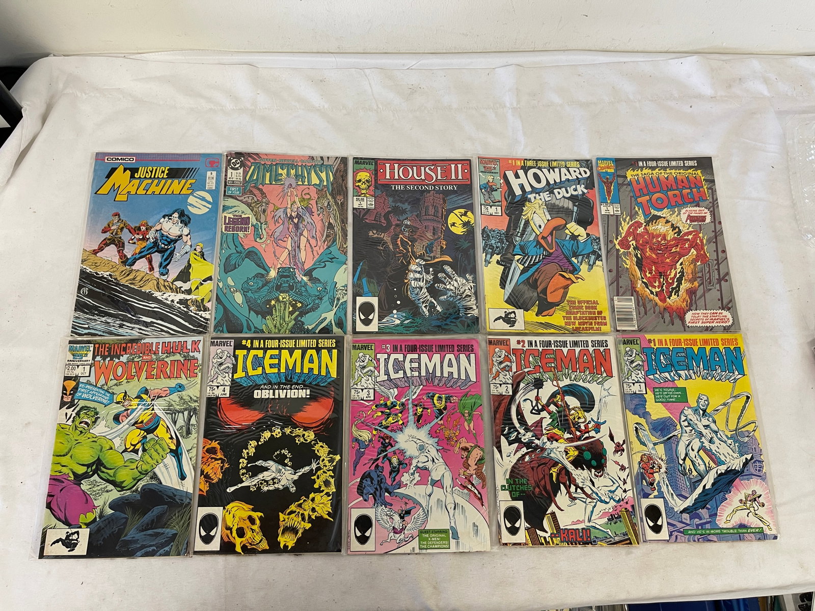 Vintage Comic Book Collection Lot: Vintage Comic Book Collection Lot