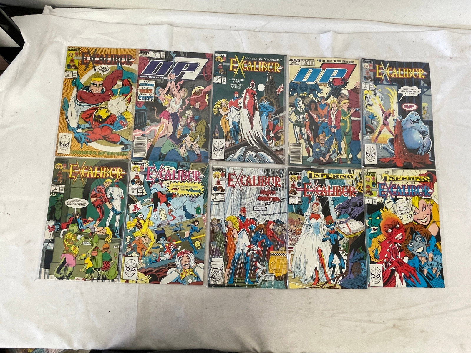 Vintage Comic Book Collection Lot: Vintage Comic Book Collection Lot