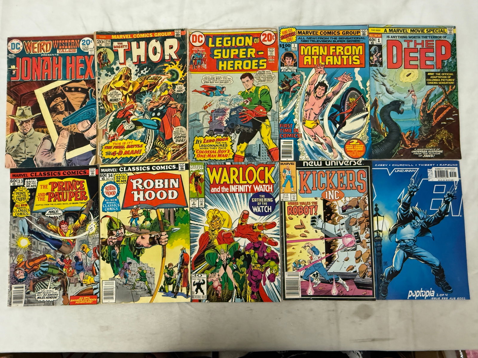 Vintage Comic Book Collection Lot: Vintage Comic Book Collection Lot