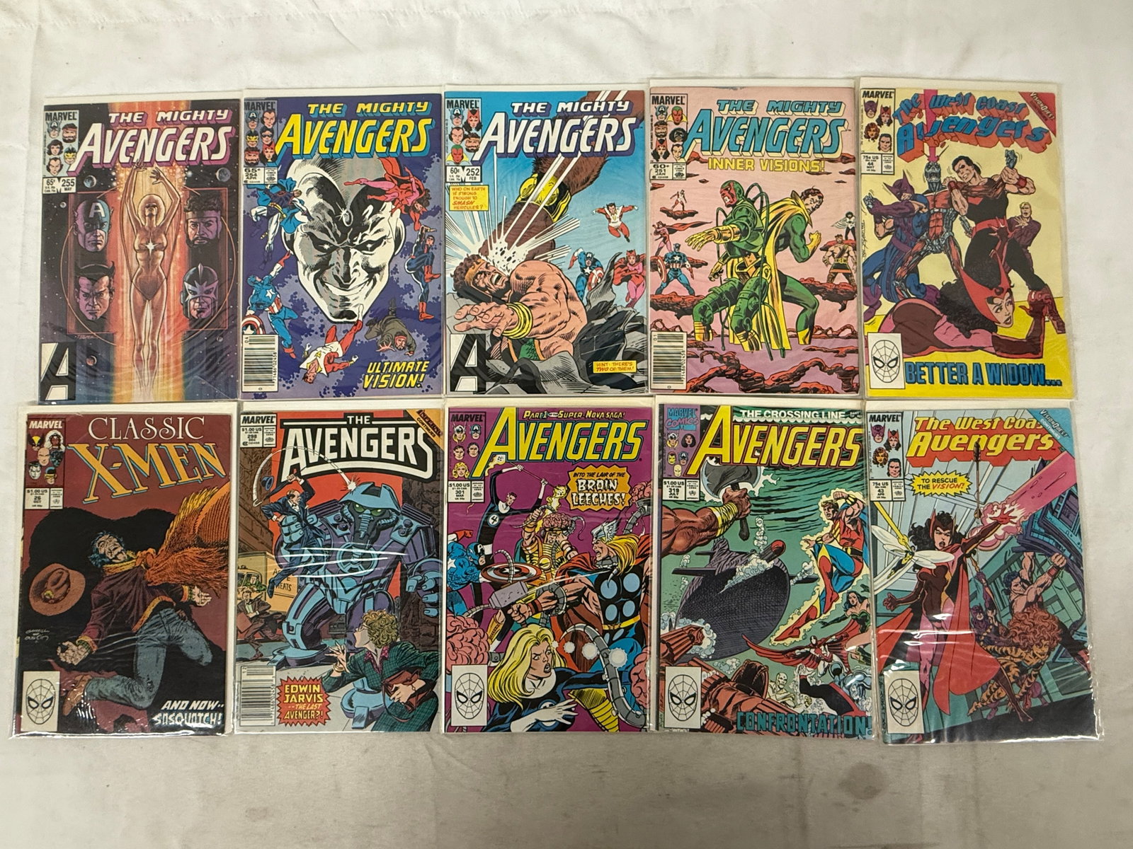 Vintage Comic Book Collection Lot: Vintage Comic Book Collection Lot