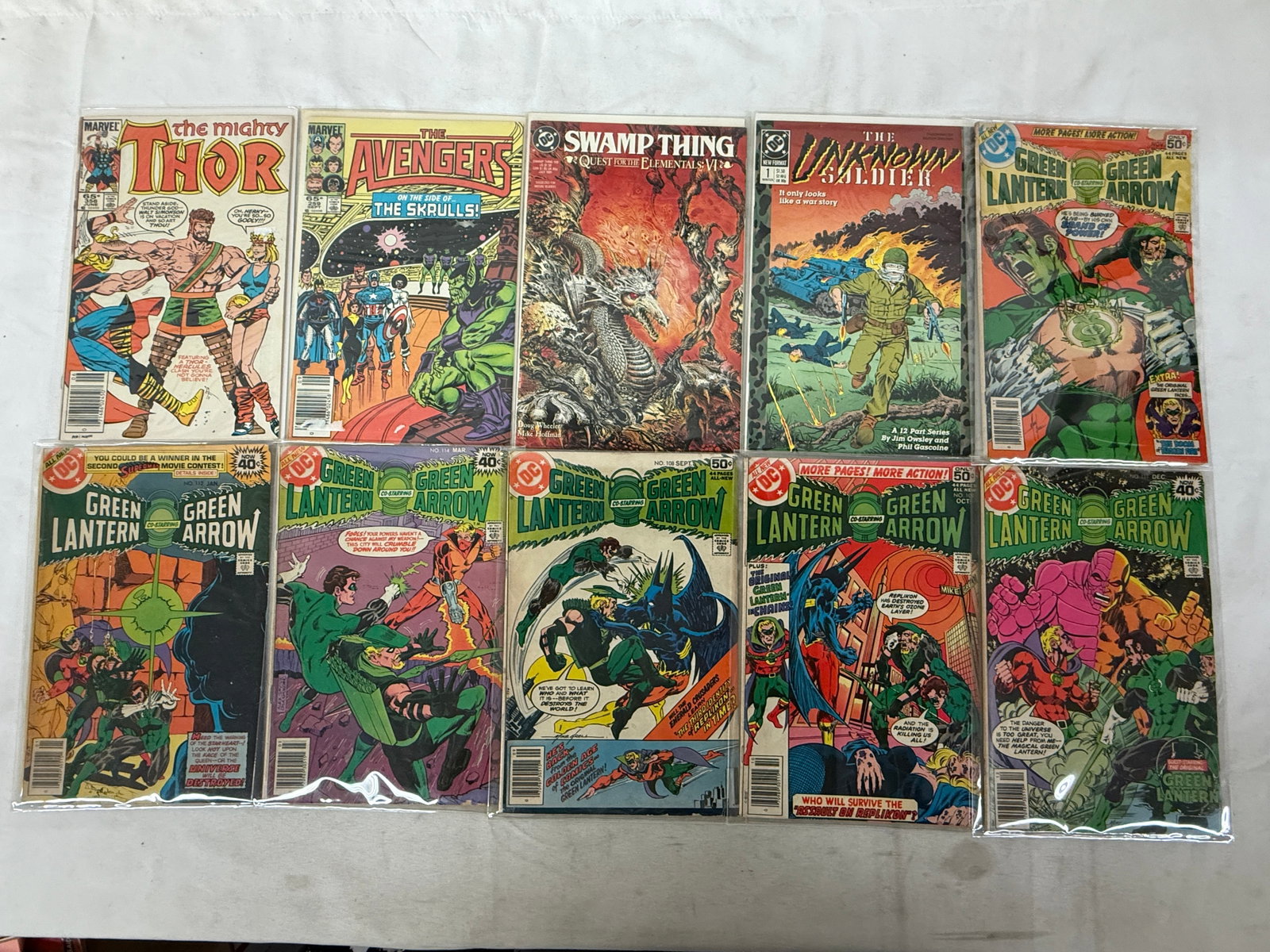 Vintage Comic Book Collection Lot: Vintage Comic Book Collection Lot