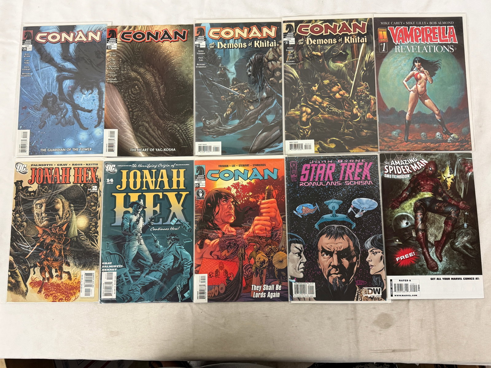 Vintage Comic Book Collection Lot: Vintage Comic Book Collection Lot