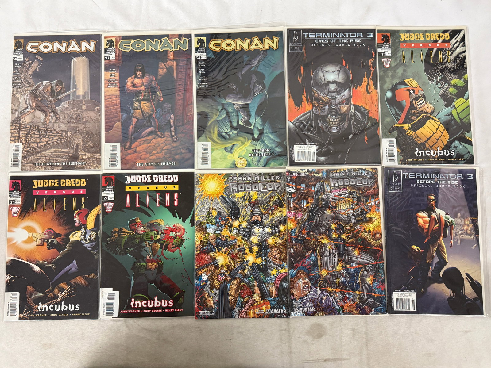 Vintage Comic Book Collection Lot: Vintage Comic Book Collection Lot