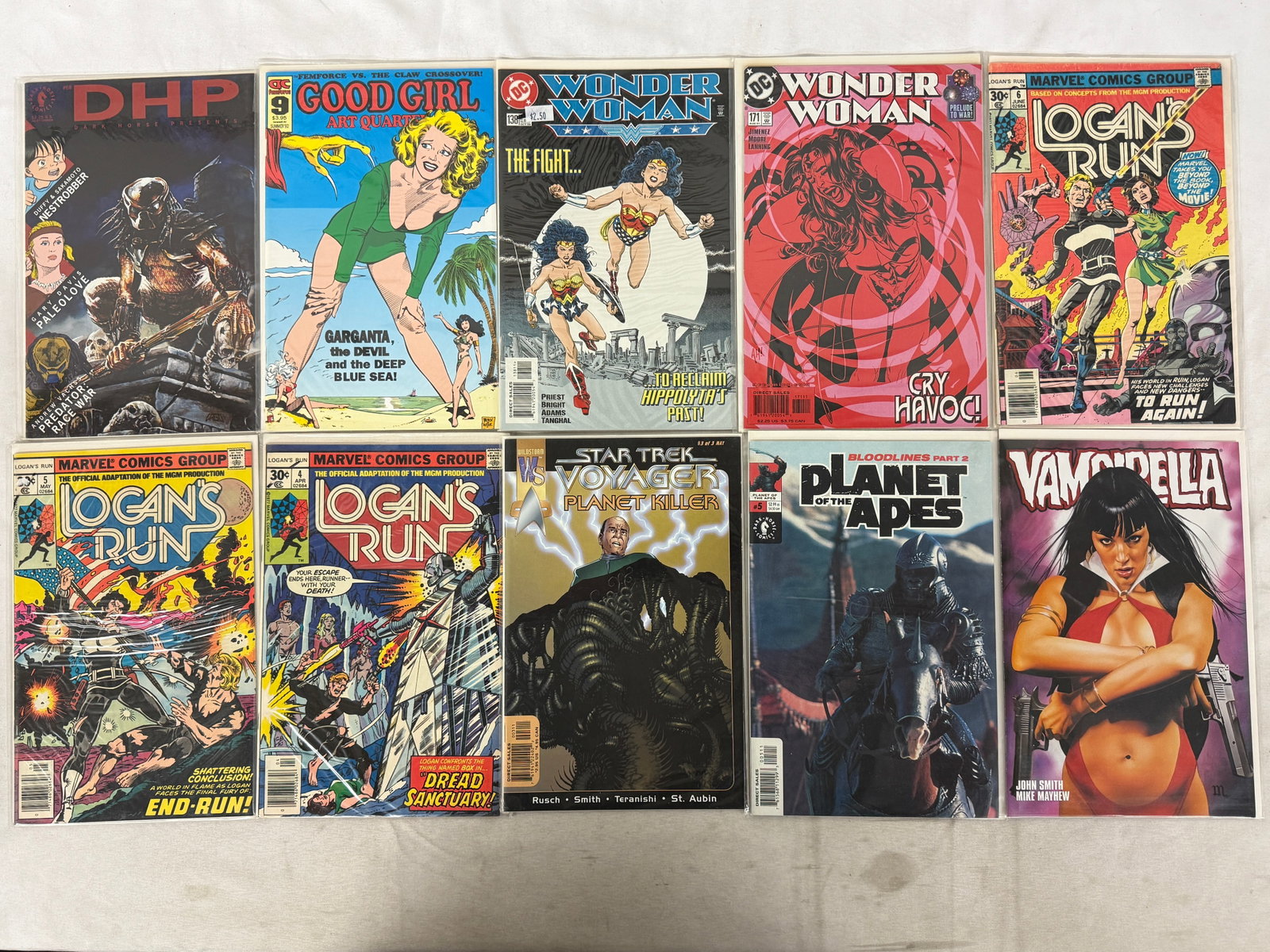 Vintage Comic Book Collection Lot: Vintage Comic Book Collection Lot
