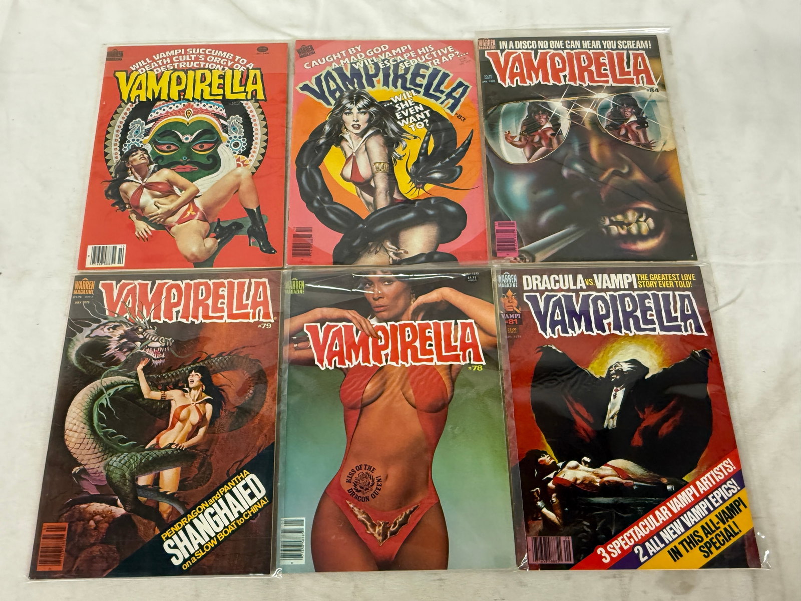 Vintage Comic Book Collection Lot: Vintage Comic Book Collection Lot