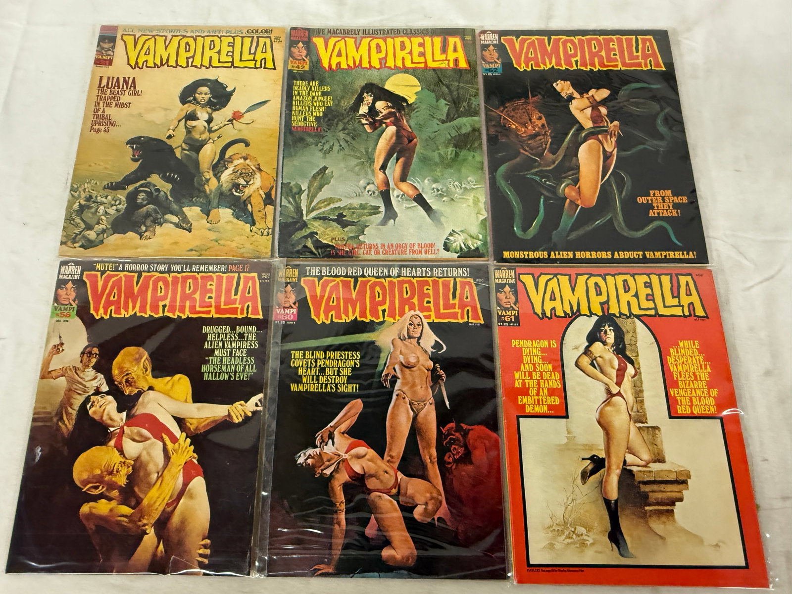Vintage Comic Book Collection Lot: Vintage Comic Book Collection Lot