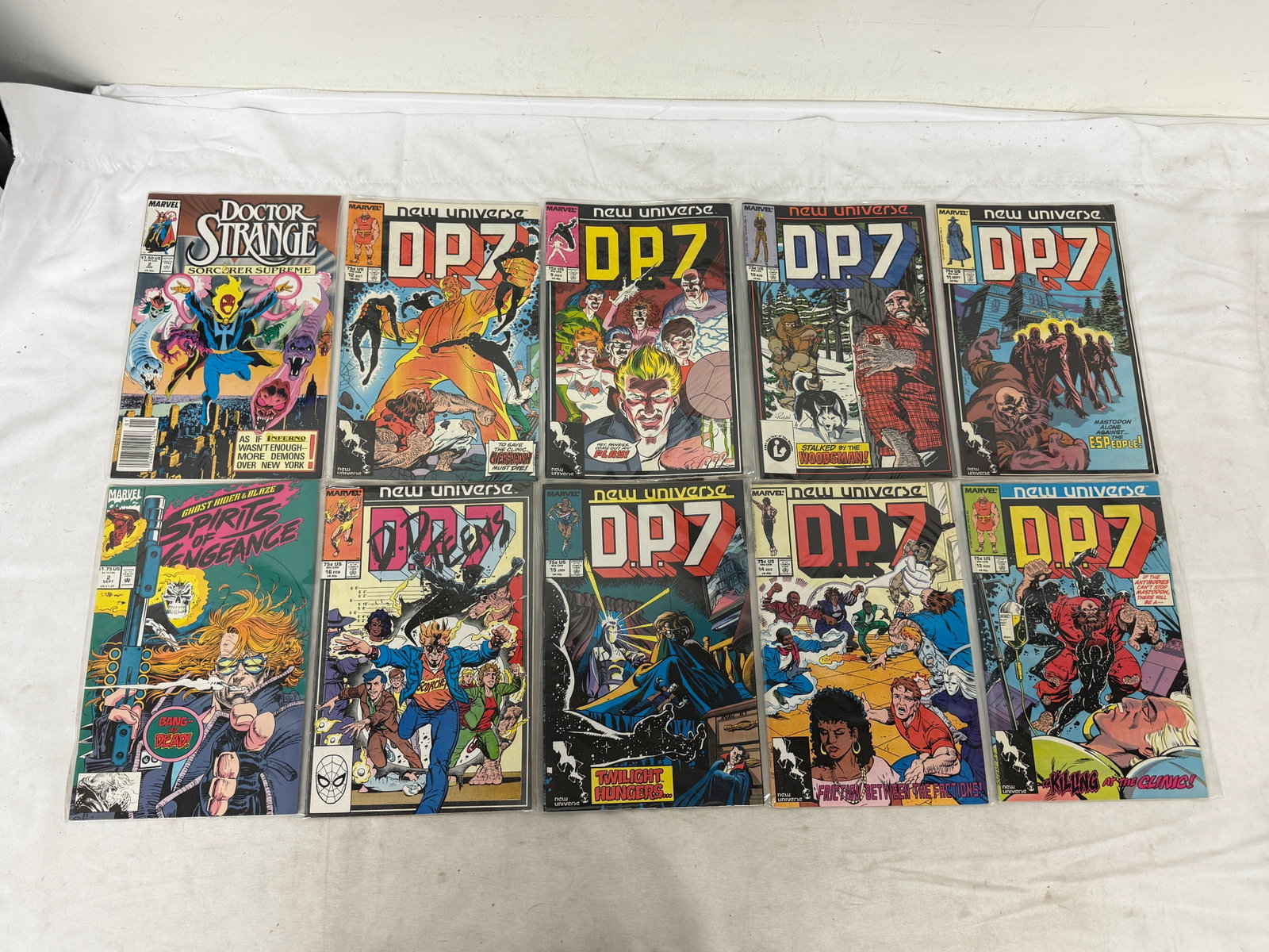 Vintage Comic Book Collection Lot: Vintage Comic Book Collection Lot