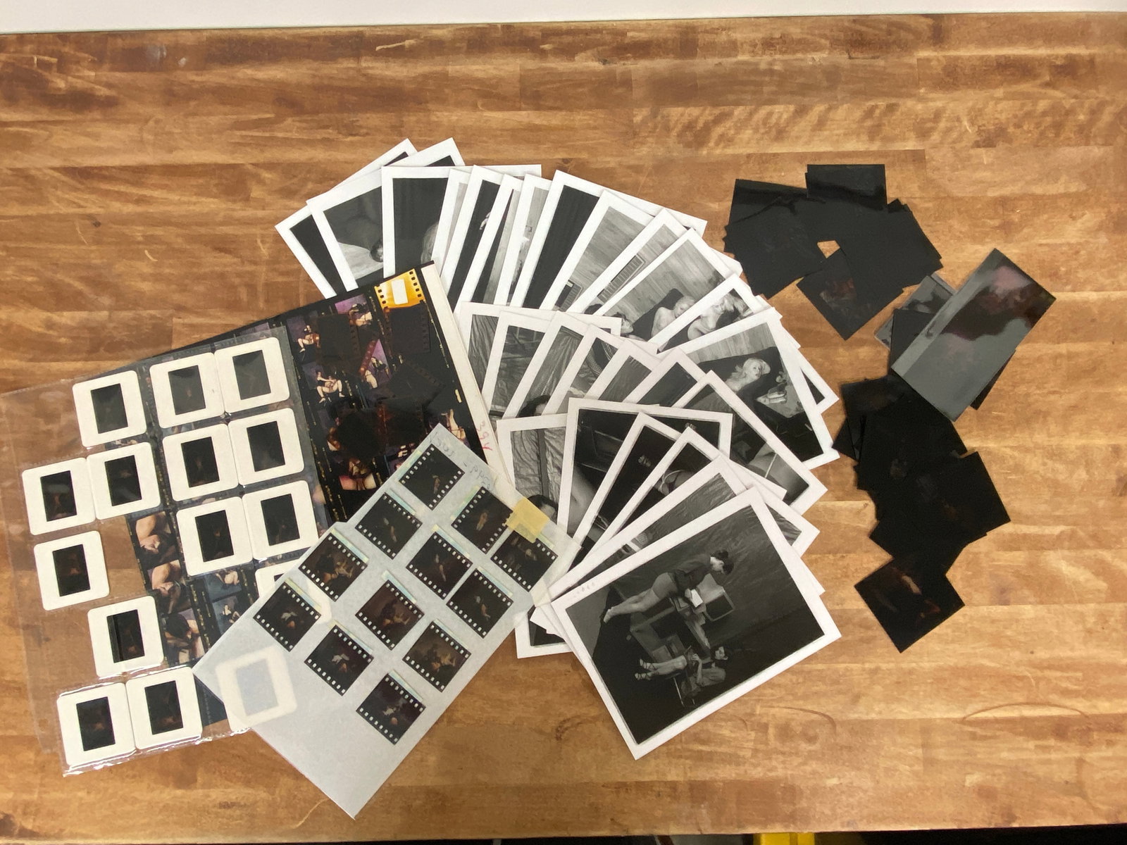 Vintage Black and White Erotic Adult Photographs Negatives and Contact Sheets: Vintage Black and White Erotic Adult Photographs Negatives and Contact Sheets