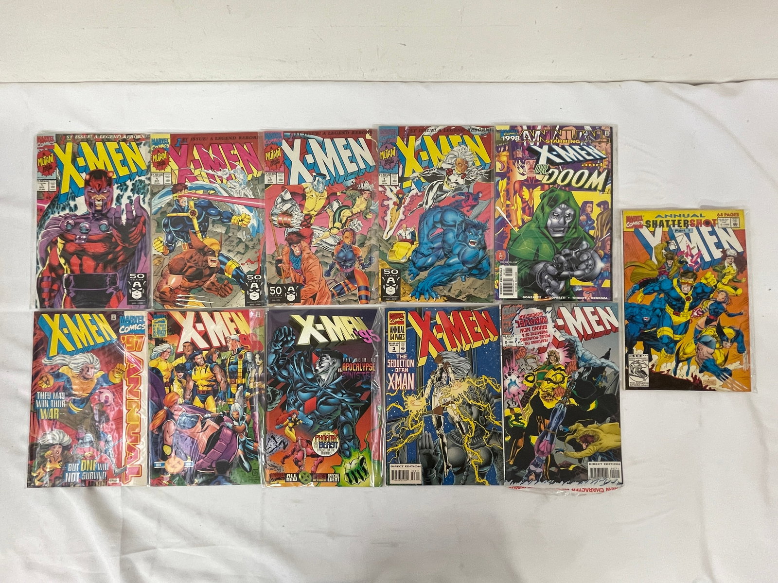Vintage Comic Book Collection Lot: Vintage Comic Book Collection Lot