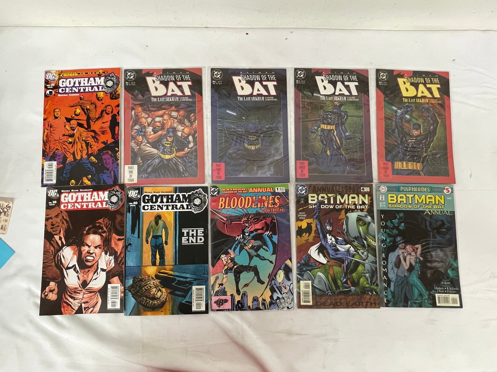 Vintage Comic Book Collection Lot: Vintage Comic Book Collection Lot