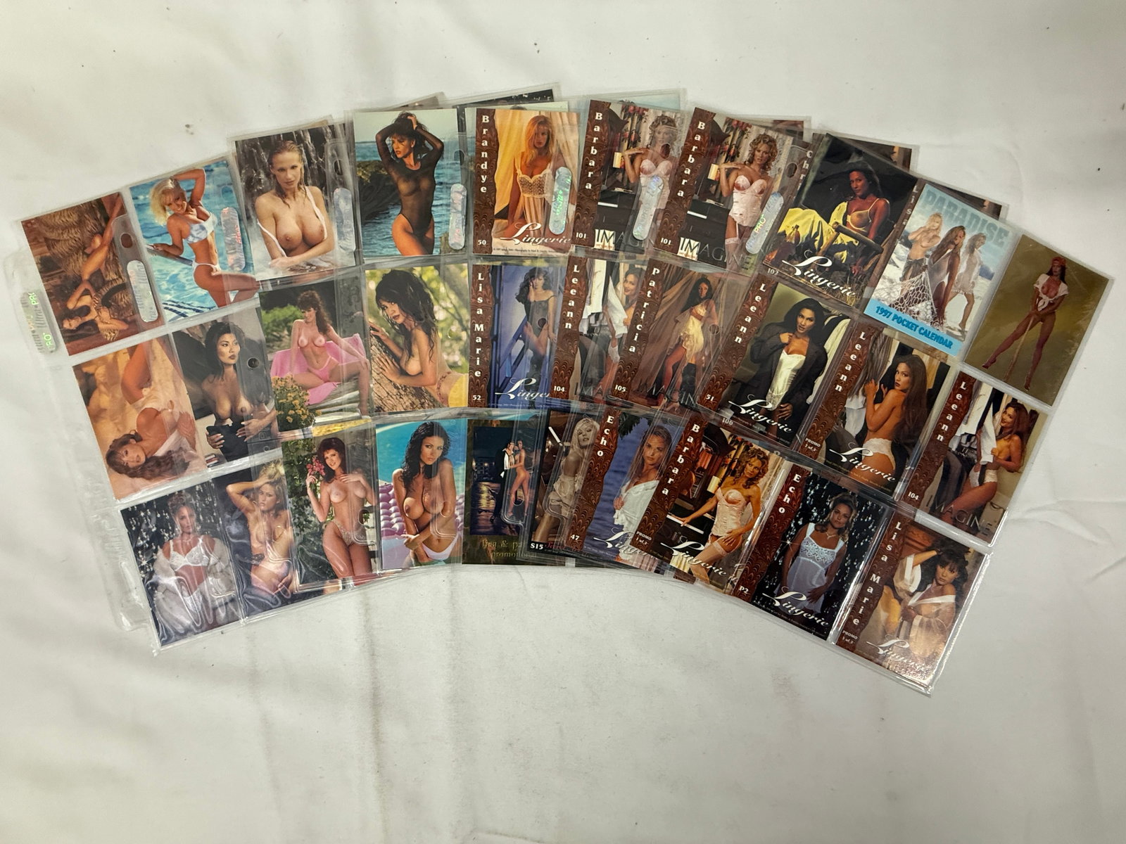 Vintage Signed Adult Trading Card Collection Lot: Vintage Signed Adult Trading Card Collection Lot