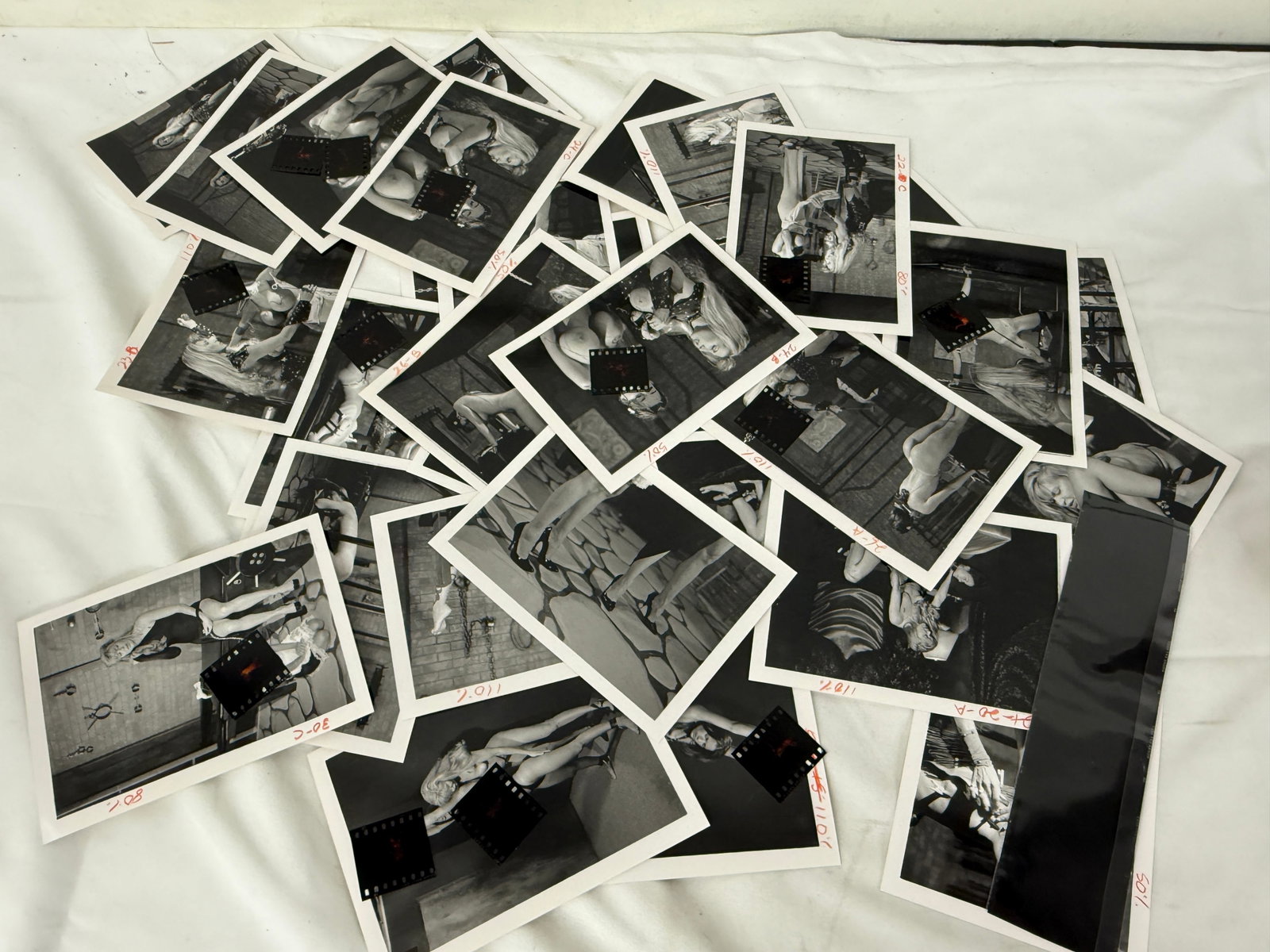 Vintage Black and White Erotic Adult Photographs Negatives and Contact Sheets: Vintage Black and White Erotic Adult Photographs Negatives and Contact Sheets