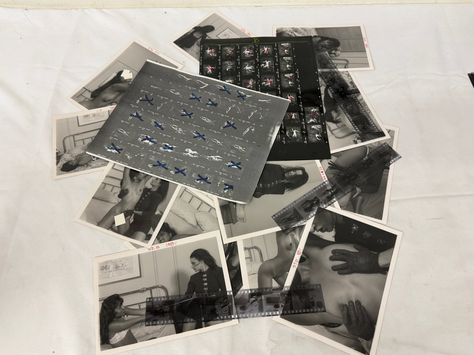 Vintage Black and White Erotic Adult Photographs Negatives and Contact Sheets: Vintage Black and White Erotic Adult Photographs Negatives and Contact Sheets