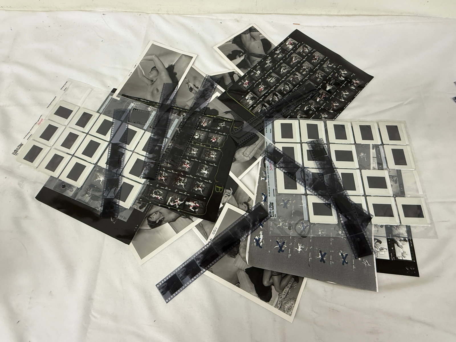 Vintage Black and White Erotic Adult Photographs Negatives and Contact Sheets: Vintage Black and White Erotic Adult Photographs Negatives and Contact Sheets