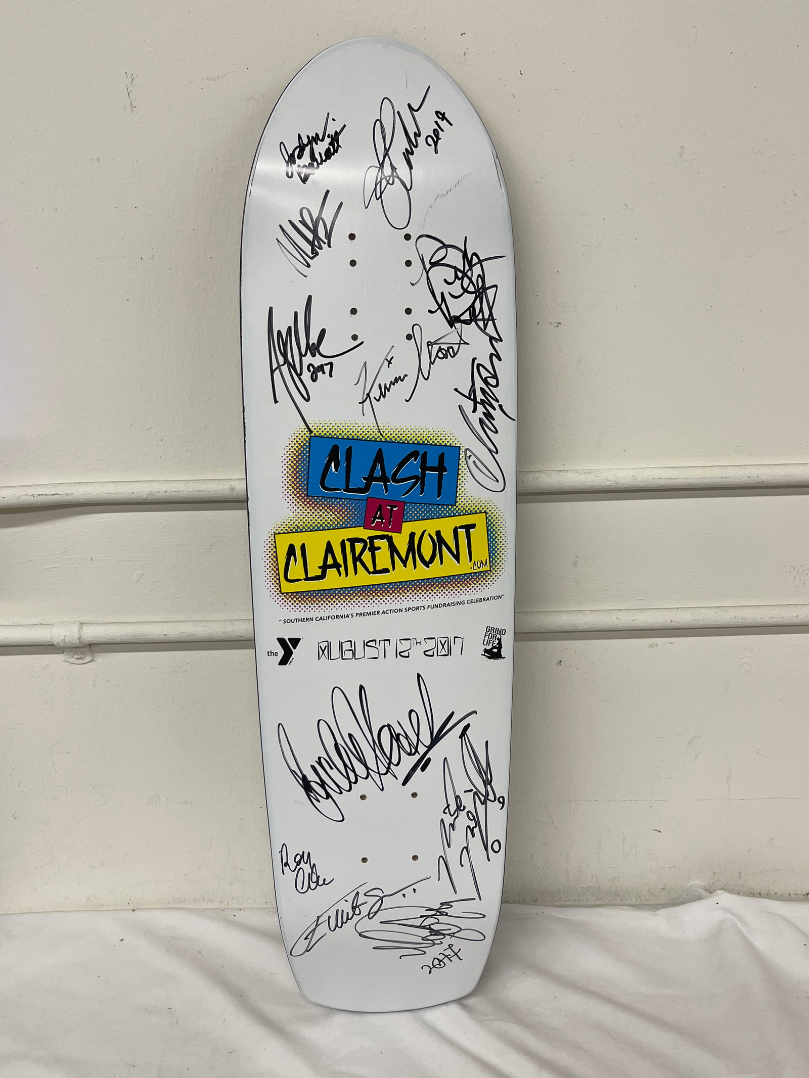 Clash at Clairemont 2017 Powell Peralta Skateboard Deck Multi-Signed Pro Skaters (1 of 4)