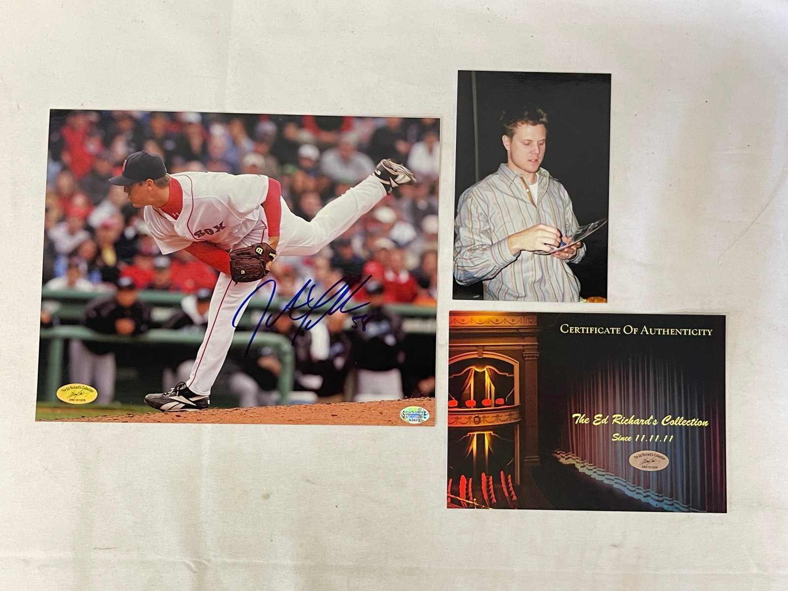 Boston Red Sox Jonathan Papelbon Signed 8x10 Photo with COA Ed Richards Collection (1 of 4)