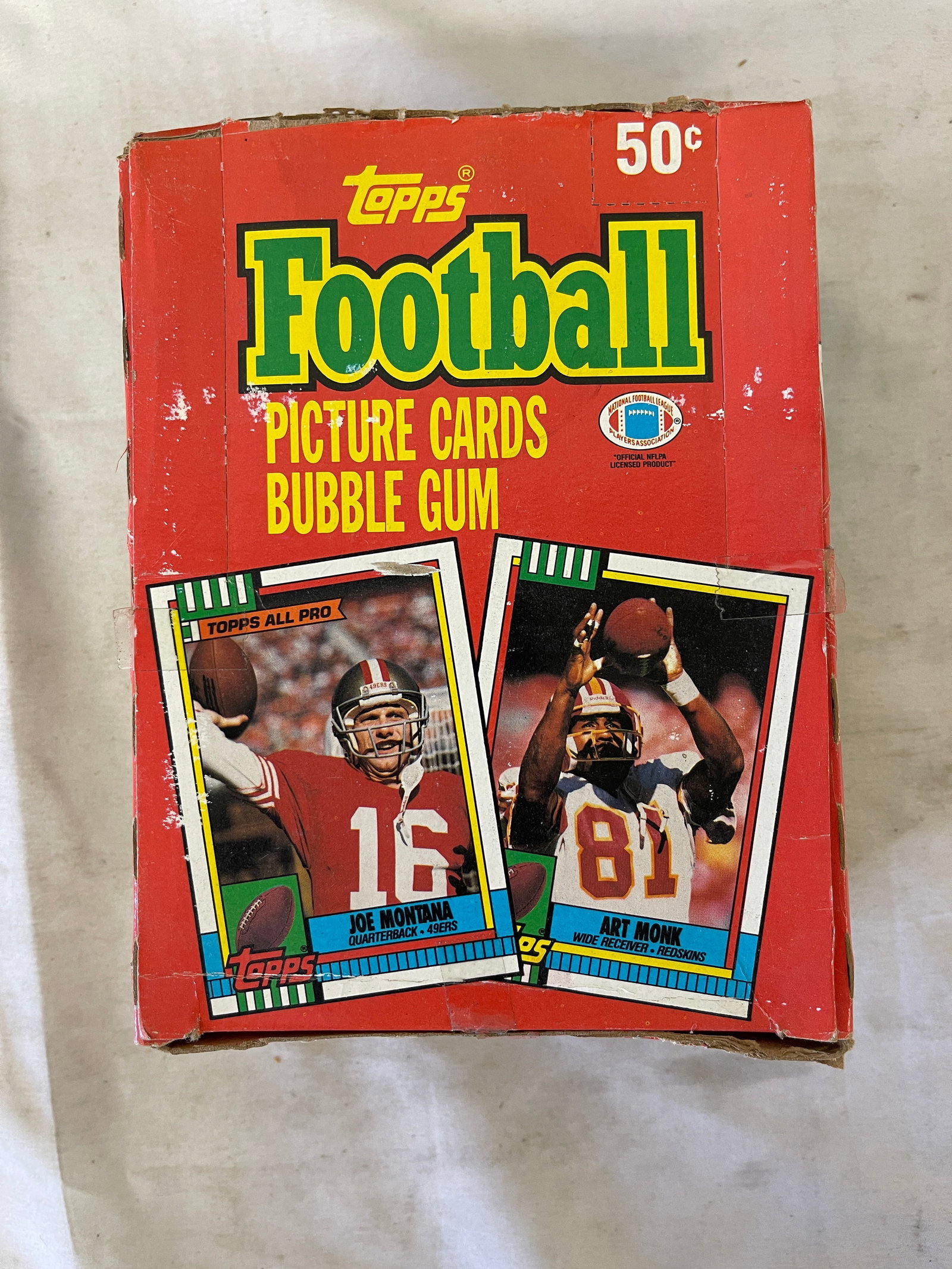 1990 Topps NFL Football Wax Box Partial Joe Montana Art Monk Cards: 1990 Topps NFL Football Wax Box Partial Joe Montana Art Monk Cards