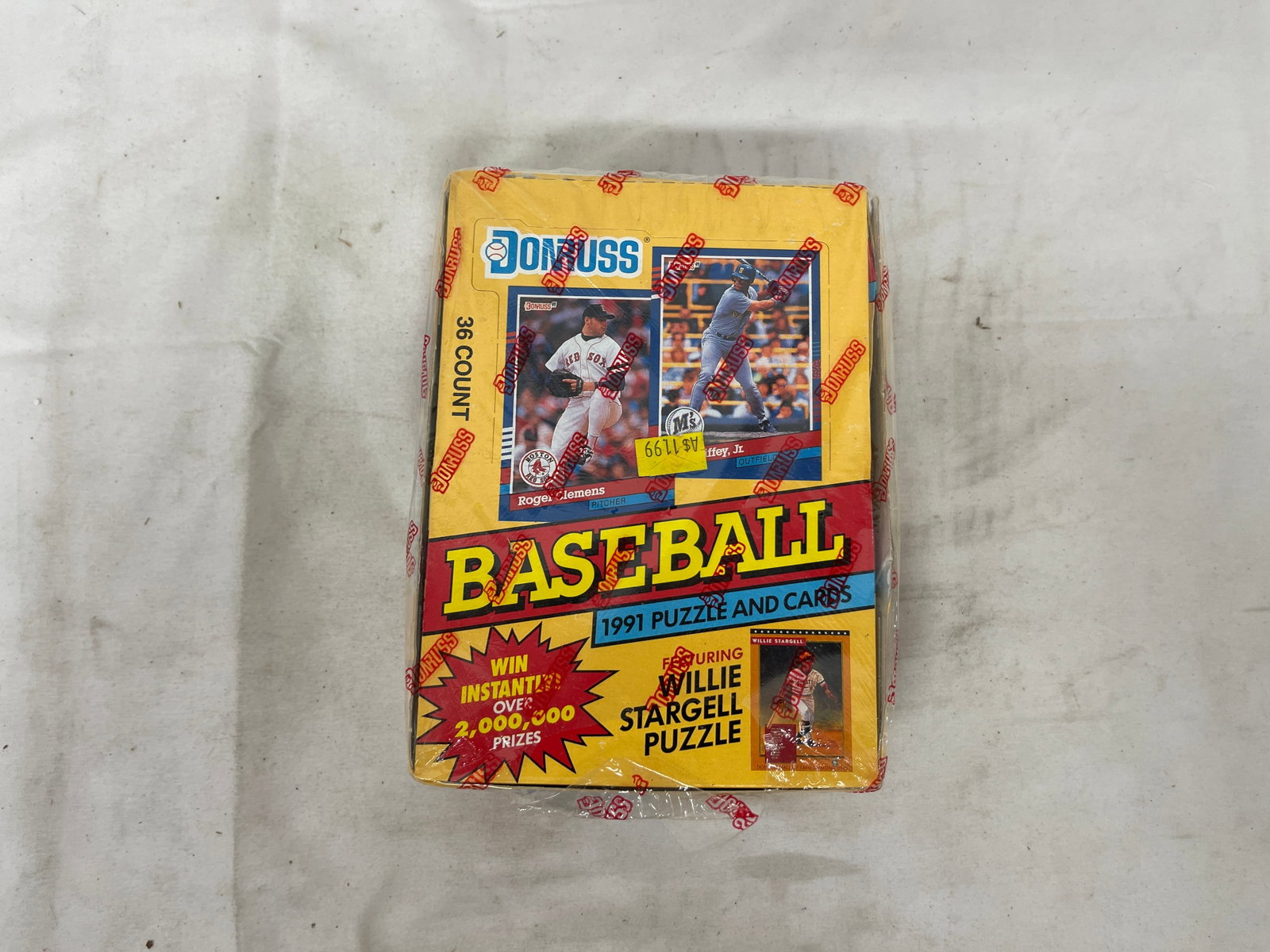 1991 Donruss Series 1 Baseball Puzzle & Cards 36-Pack Wax Box Sealed (1 of 4)