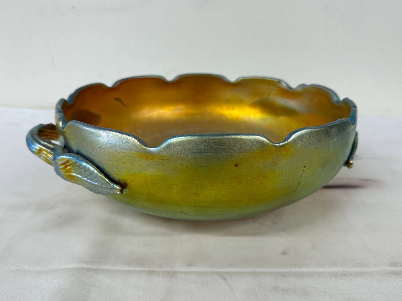 Steuben Aurene Iridescent Gold Art Glass Bowl with Applied Leaf Handles (1 of 9)