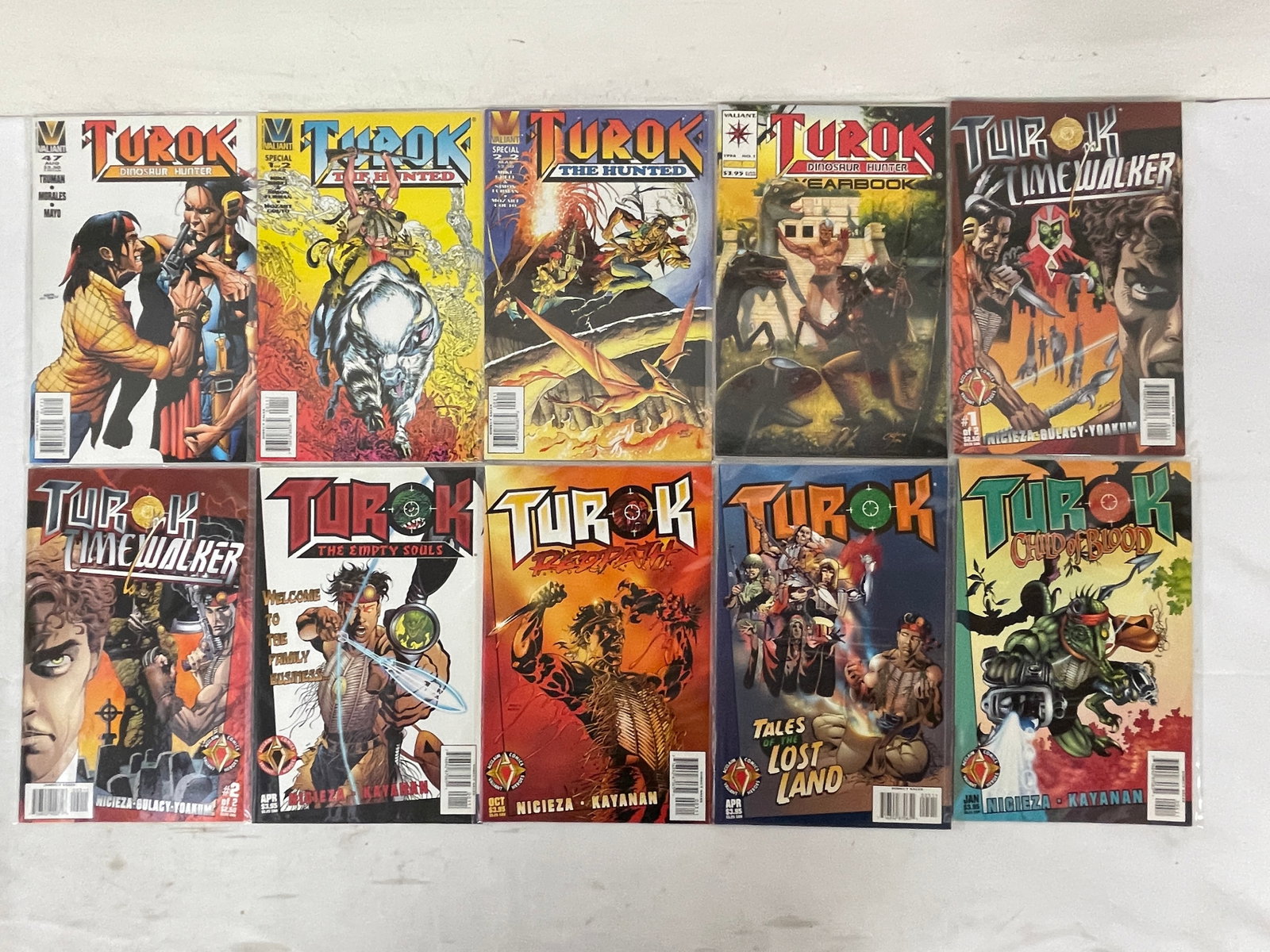 Vintage Comic Book Collection Lot: Vintage Comic Book Collection Lot