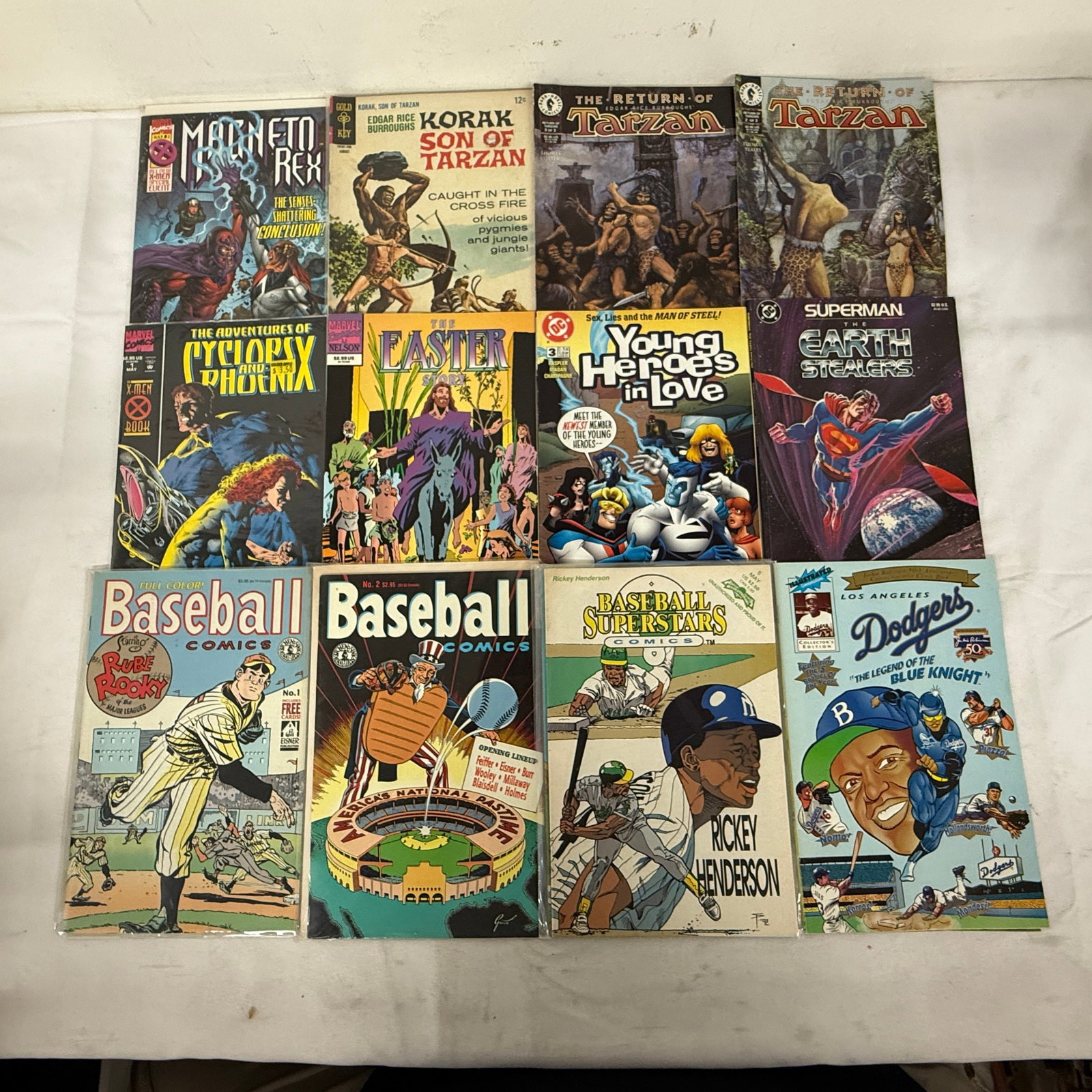 Vintage Comic Book Collection Lot: Vintage Comic Book Collection Lot