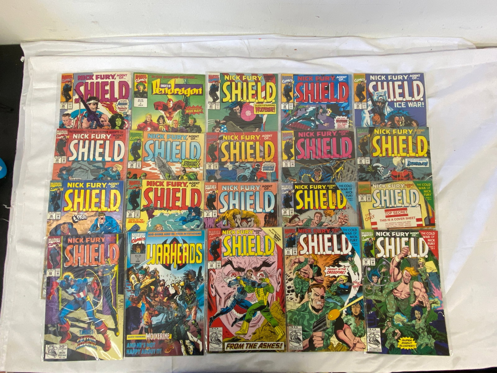 Vintage Comic Book Collection Lot: Vintage Comic Book Collection Lot