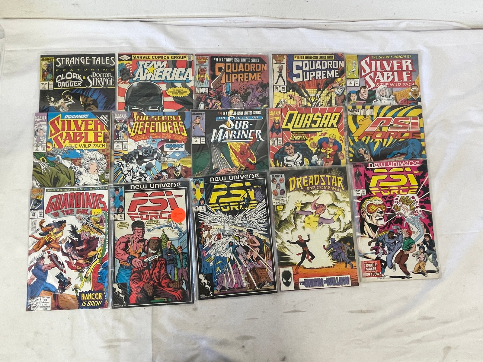 Vintage Comic Book Collection Lot: Vintage Comic Book Collection Lot