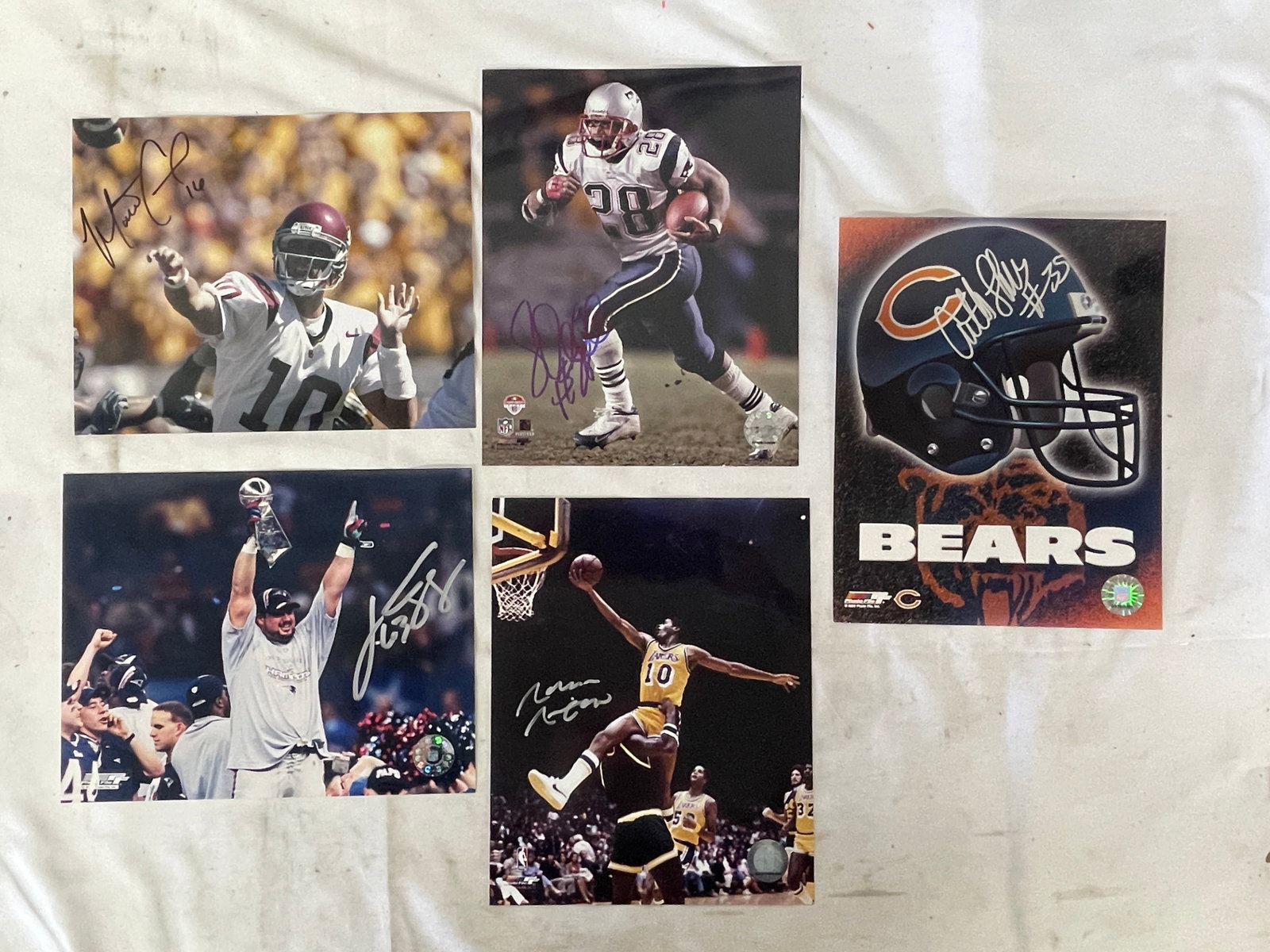 Collection of 5 Signed Sports Photos: NFL Patriots, Bears, NBA Lakers, USC Football: Collection of 5 Signed Sports Photos: NFL Patriots, Bears, NBA Lakers, USC Football