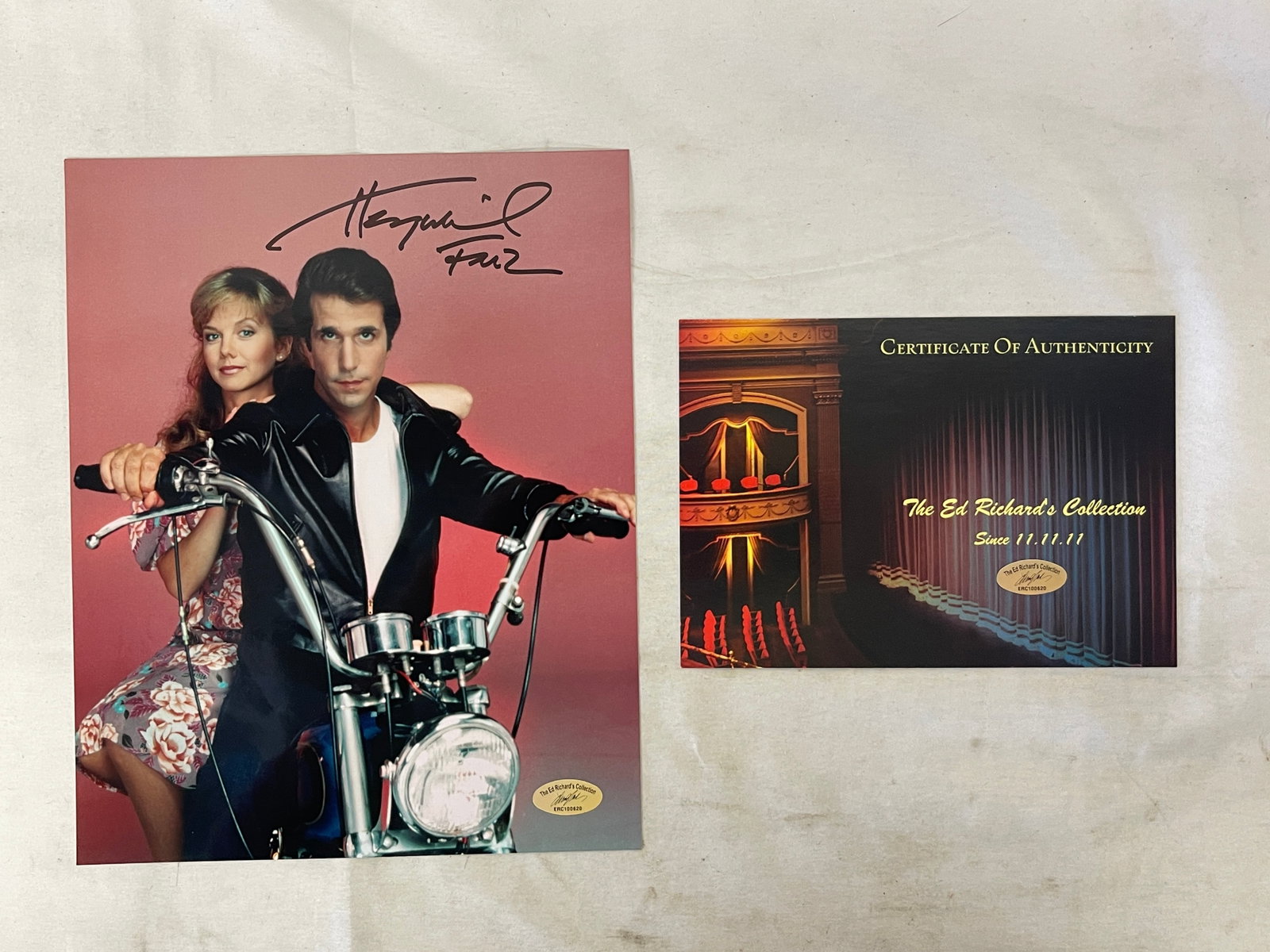 Henry Winkler Signed Happy Days Fonzie 8x10 Photo with COA Ed Richards Collection (1 of 4)