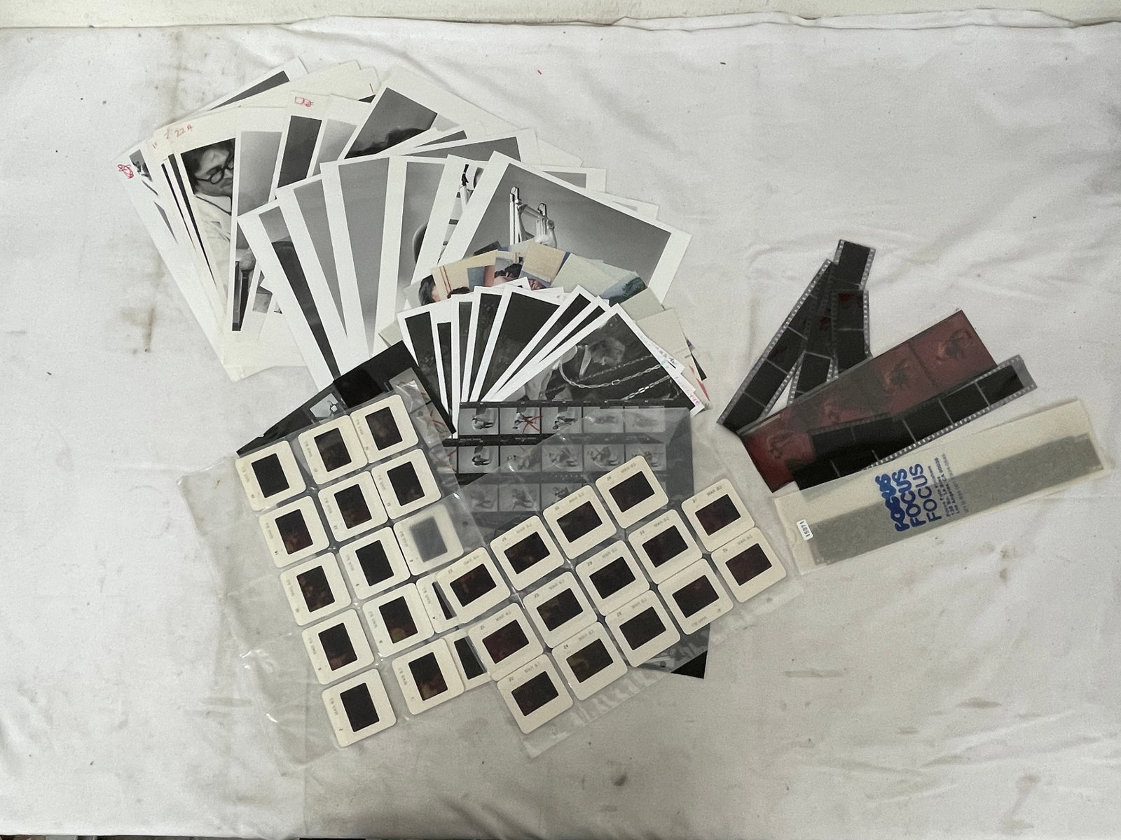 Vintage Black and White Erotic Photographs Negatives Contact Sheets and Slides (1 of 2)