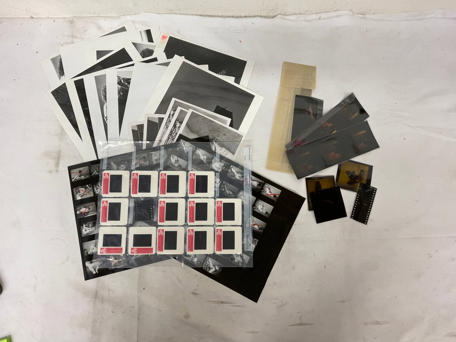 Vintage Black and White Erotic Photographs Negatives Contact Sheets and Slides (1 of 2)