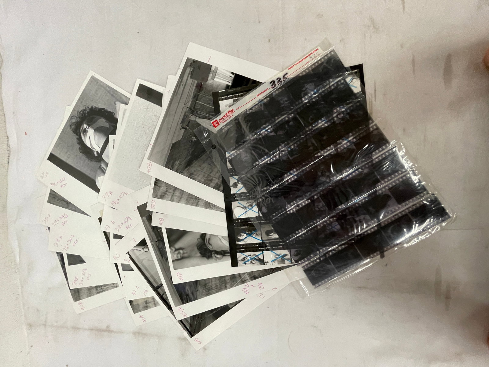 Vintage Black and White Erotic Photographs Negatives Contact Sheets and Slides (1 of 2)