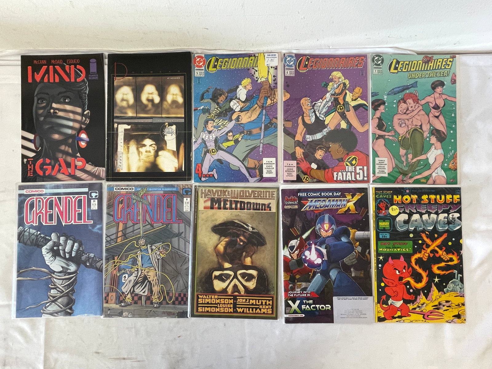 Vintage Comic Book Collection Lot: Vintage Comic Book Collection Lot