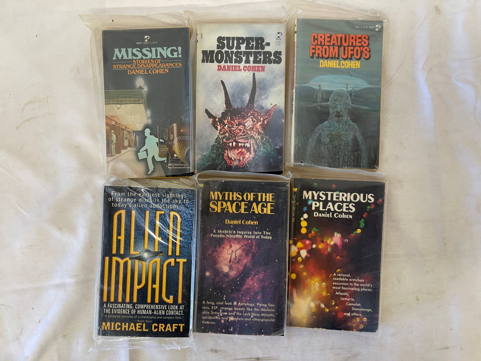 Vintage Sci-Fi Science Fiction Book Collection Lot (1 of 3)
