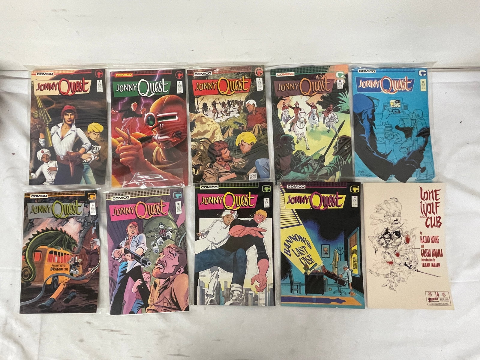 Vintage Comic Book Collection Lot: Vintage Comic Book Collection Lot