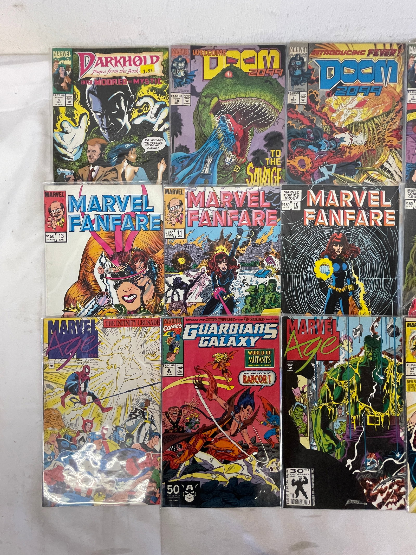 Vintage Comic Book Collection Lot: Vintage Comic Book Collection Lot