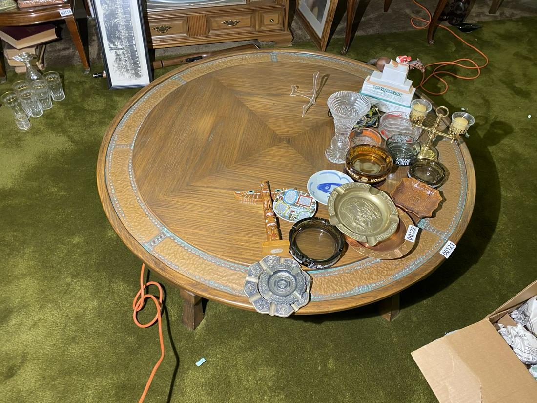 Mid Century Copper Inlaid Office Coffee Table: 4' wide. I did not see a maker mark or tag. Shipping not available. You must pick up on the pickup day(s) or forfeit your purchase. Thank you!